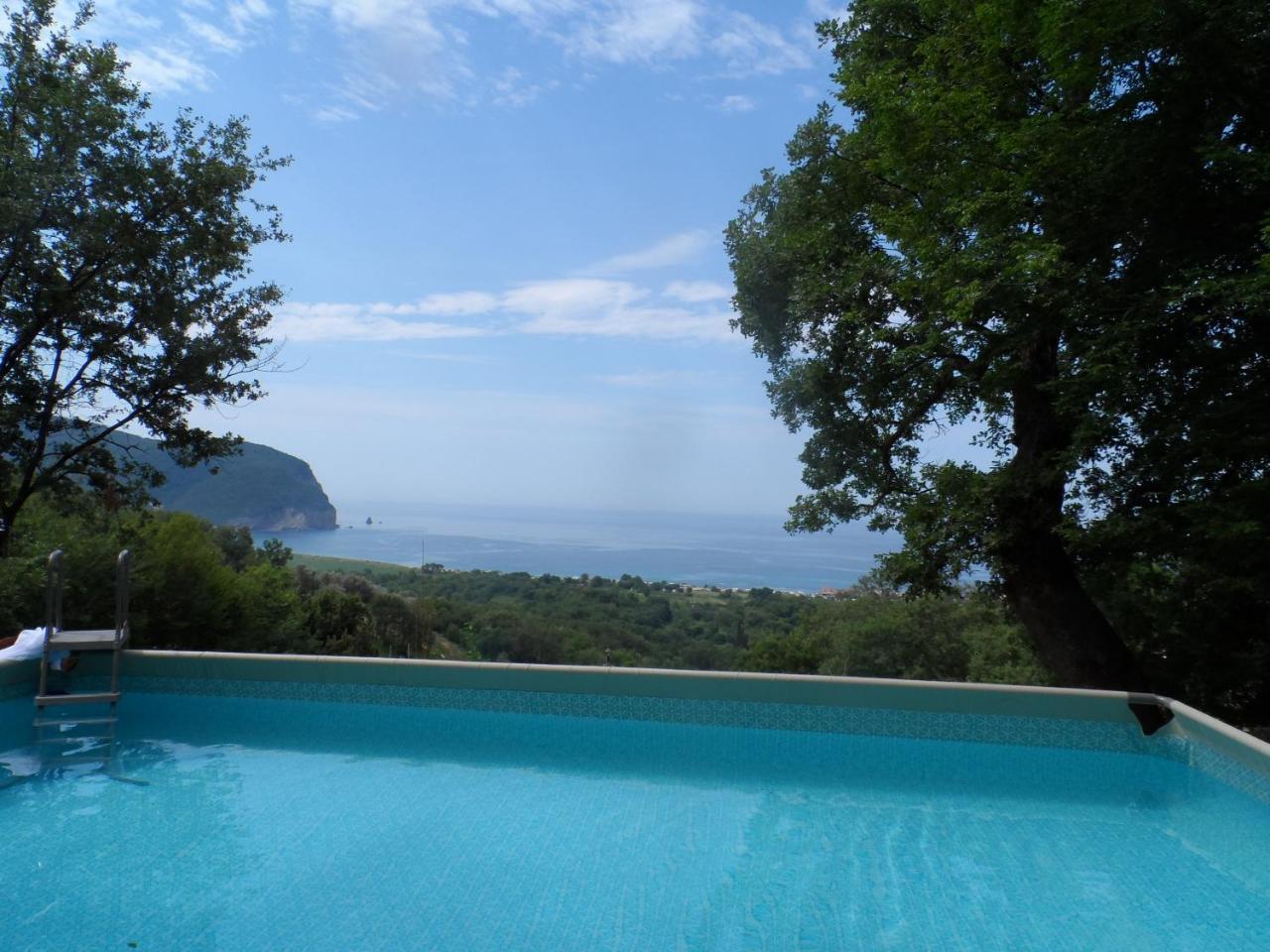 Petrovac Pataki Guesthouse מראה חיצוני תמונה