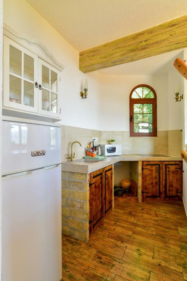 Petrovac Pataki Guesthouse מראה חיצוני תמונה