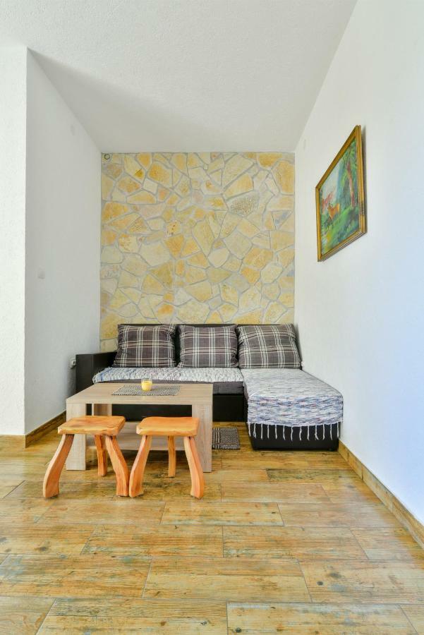 Petrovac Pataki Guesthouse מראה חיצוני תמונה