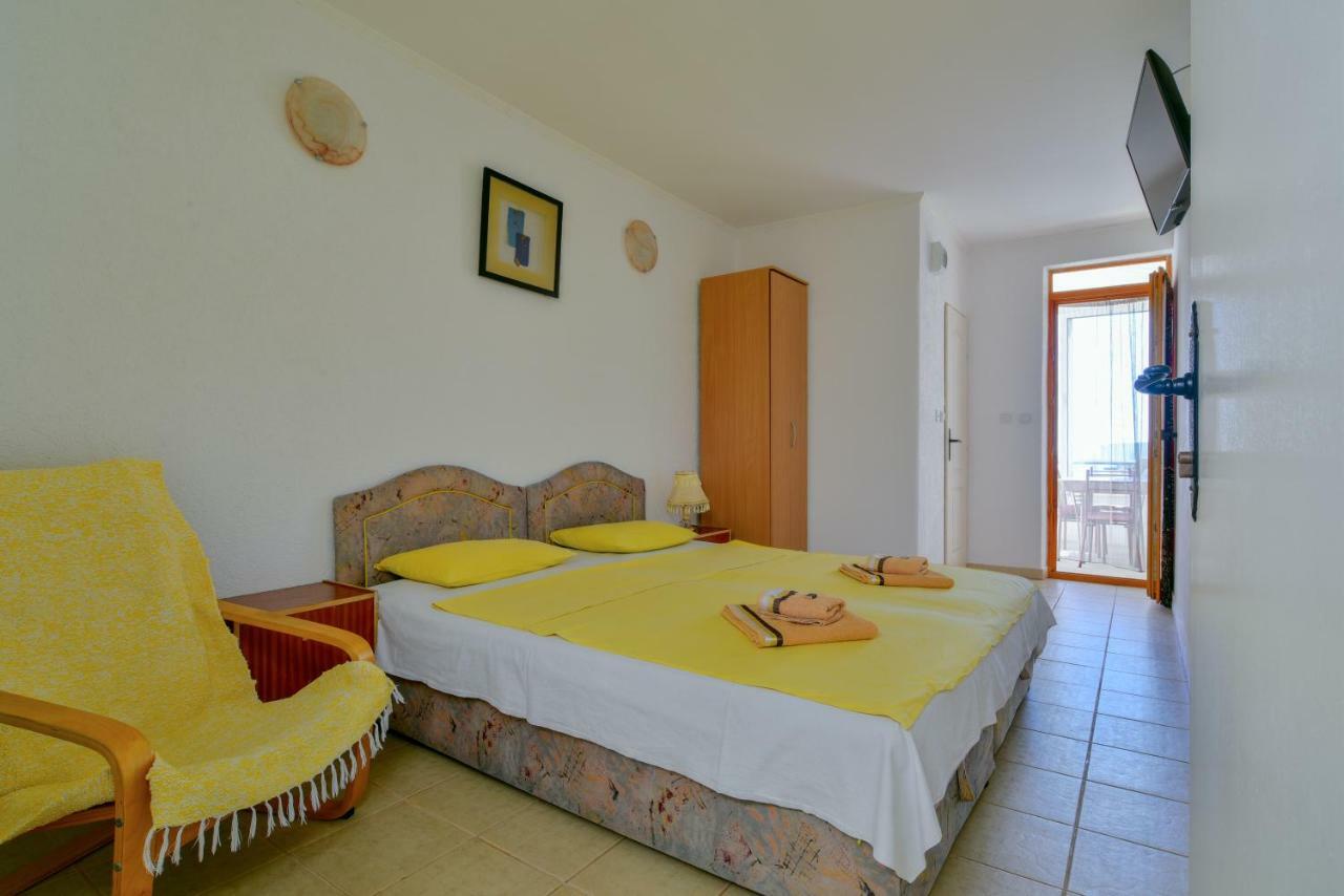 Petrovac Pataki Guesthouse מראה חיצוני תמונה