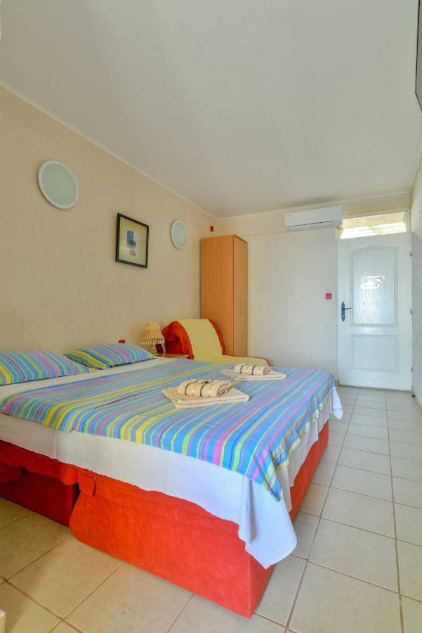 Petrovac Pataki Guesthouse מראה חיצוני תמונה