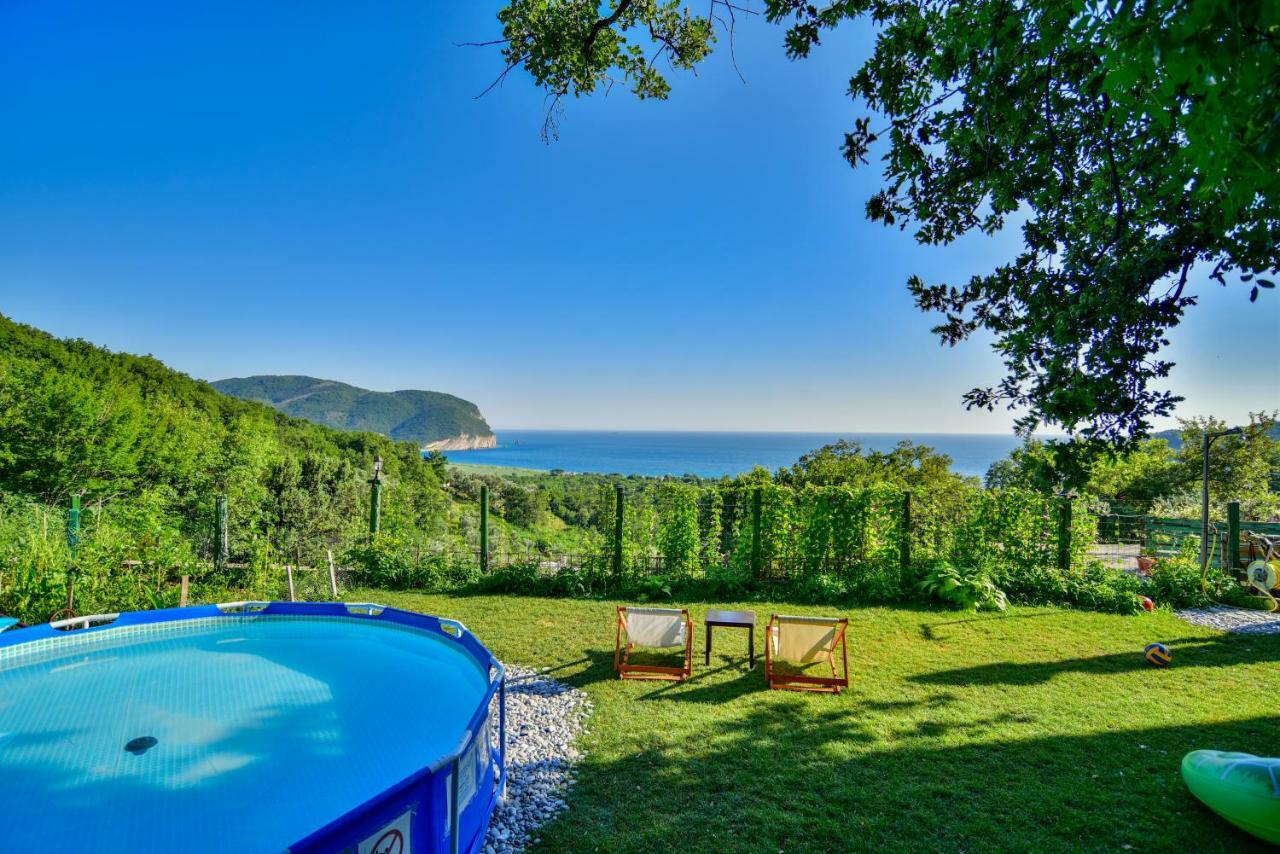 Petrovac Pataki Guesthouse מראה חיצוני תמונה
