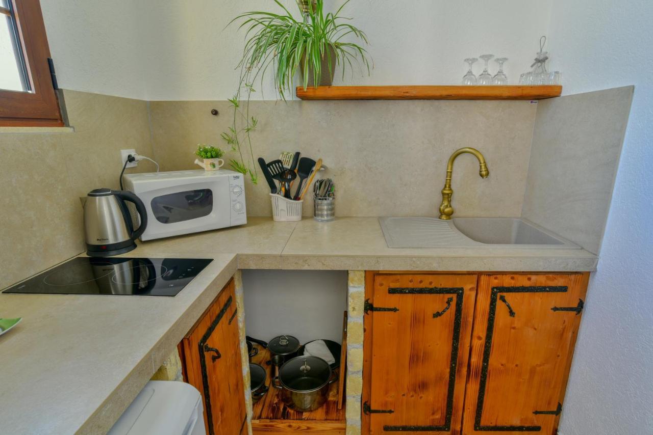 Petrovac Pataki Guesthouse מראה חיצוני תמונה